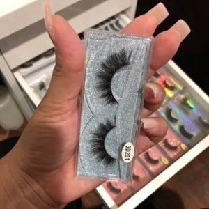 Mink lashes